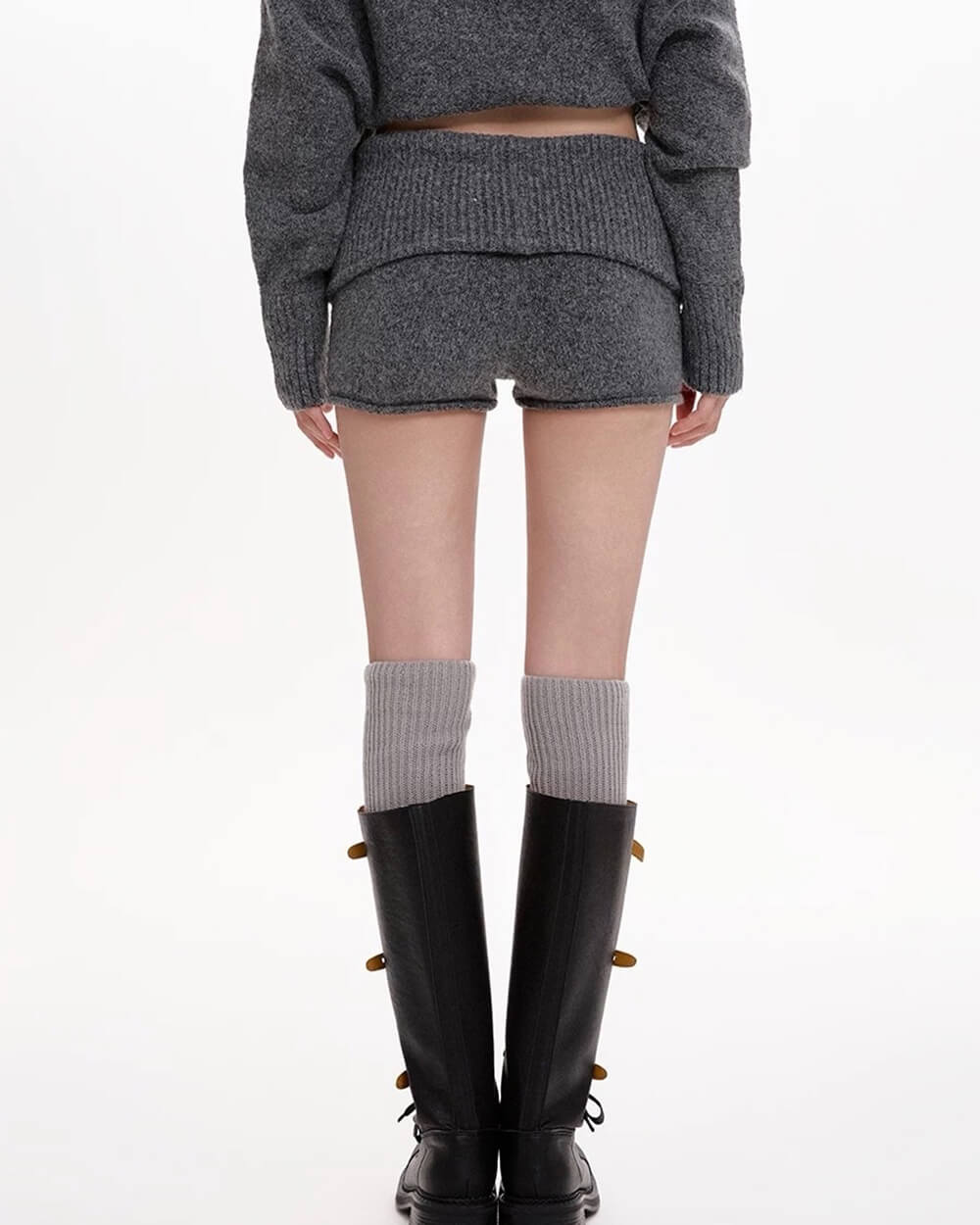 cozy days knitted mini shorts